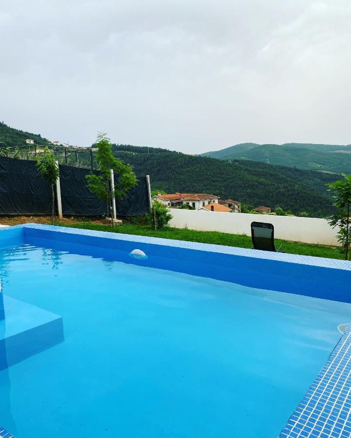 Douro Box Villa กัสเตโล เด ไปวา ภายนอก รูปภาพ